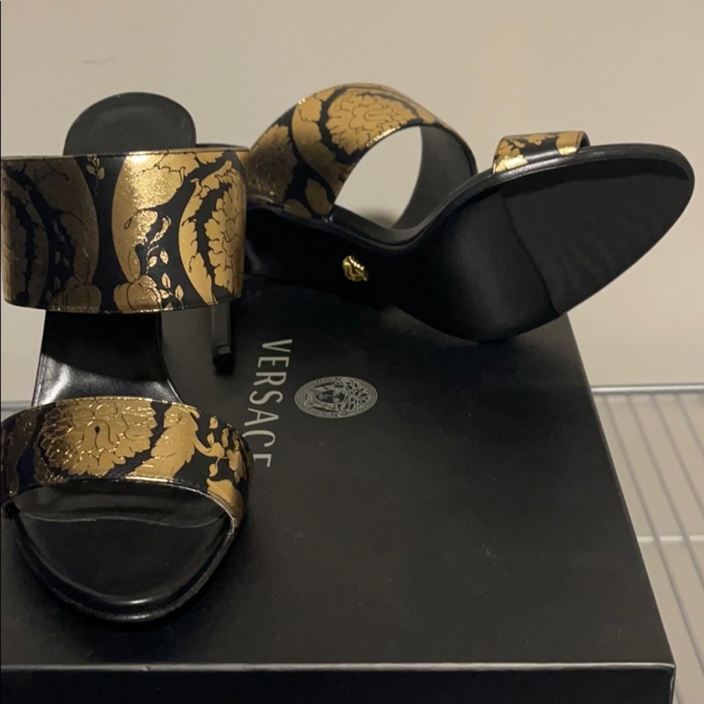Versace Heels - Picture 3 of 5